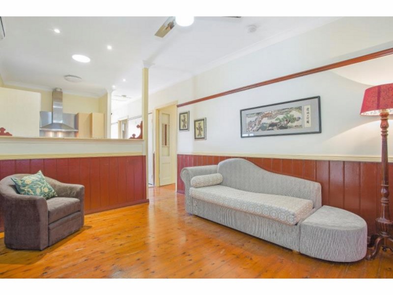 84 Agnes Street, The Range QLD 4700